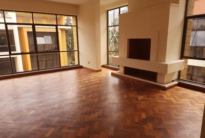 5 Bed Townhouse with En Suite in Lavington