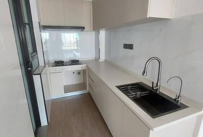 2 Bed Apartment with En Suite in Kilimani - 3