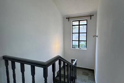 4 Bed Townhouse with En Suite in Kilimani