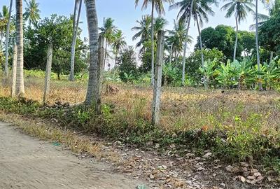 15 ac Land at Bomani