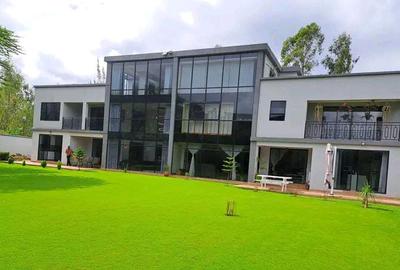 5 Bed Villa with En Suite in Karen