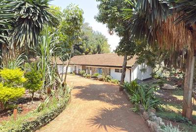 4 Bed House with En Suite at Kyuna - 3