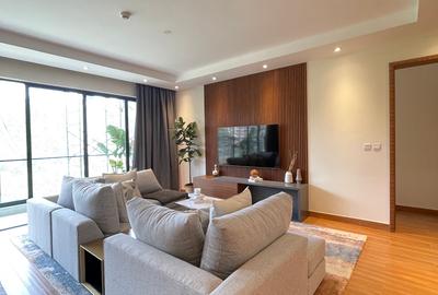 3 Bed Apartment with En Suite in Riverside - 2