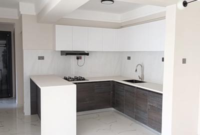 2 Bed Apartment with Swimming Pool at Kindaruma Rd - 4