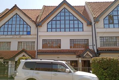 4 Bed Townhouse with En Suite at Westlands