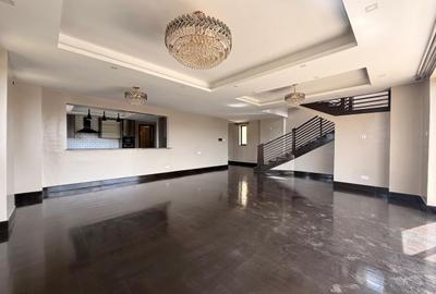 4 Bed Apartment with En Suite in Lavington - 4