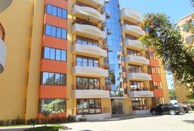 3 Bed Apartment with En Suite in Nyali Area