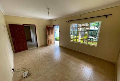 5 Bed House with En Suite in Kyuna