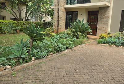 4 Bed Villa with En Suite at Ridgeways Lane