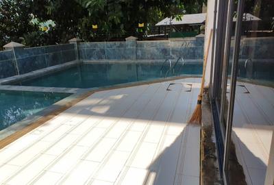 Office with Lift in Westlands Area
