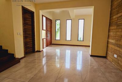 5 Bed Townhouse with En Suite at Karen