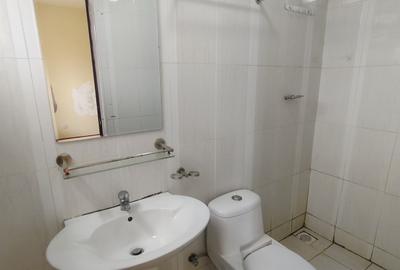 3 Bed Apartment with En Suite in Lavington - 3