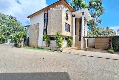 5 Bed Townhouse with En Suite at Mzima Springs.