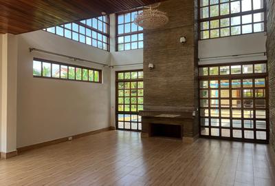 4 Bed House with En Suite in Runda - 3