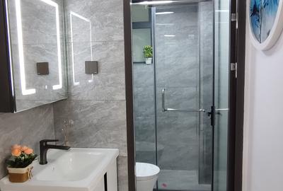 Serviced 2 Bed Apartment with En Suite in Kilimani