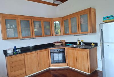 2 Bed Apartment with En Suite at Off Gigiri Rd