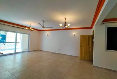 3 Bed Apartment with En Suite in Shanzu