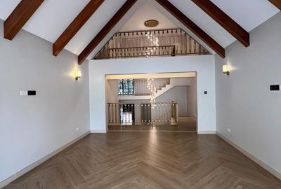 5 Bed Townhouse with En Suite at Convent Drive - 3