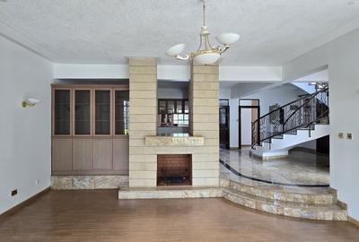 5 Bed Townhouse with En Suite at Convent Drive - 4