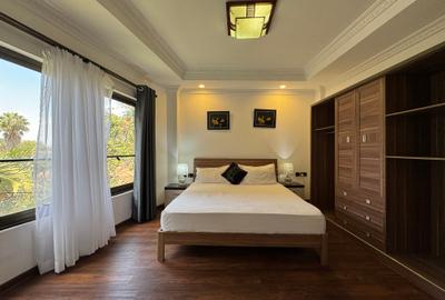 Serviced 2 Bed Apartment with En Suite in Ngong Road