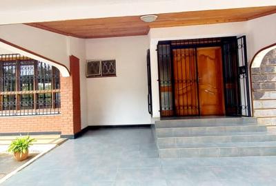 5 Bed House with En Suite at Gigiri