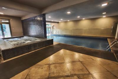 3 Bed Apartment with En Suite at 6Th Parklands Road - 4