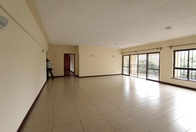 4 Bed Apartment with En Suite at Brookside