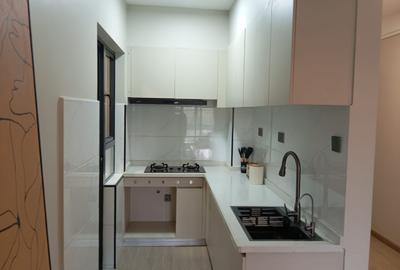 1 Bed Apartment with Swimming Pool at Kilimani Estate Nairobi - 4