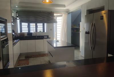 5 Bed House with En Suite in Ruiru - 4