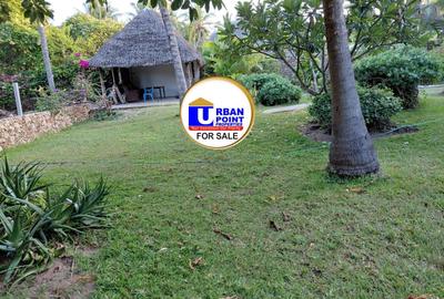 4 Bed Villa with En Suite in Watamu - 4