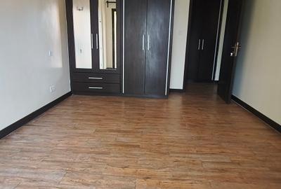 3 Bed Apartment with En Suite at Parklands - 2