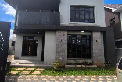 4 Bed House with En Suite at Membley