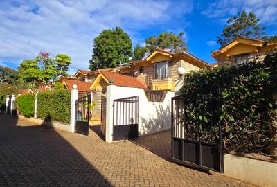 4 Bed Townhouse with En Suite at Off Convent Drive