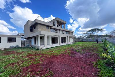 5 Bed Townhouse with En Suite in Karen