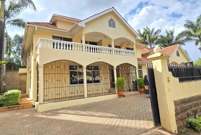 4 Bed Townhouse with En Suite at Convent Drive