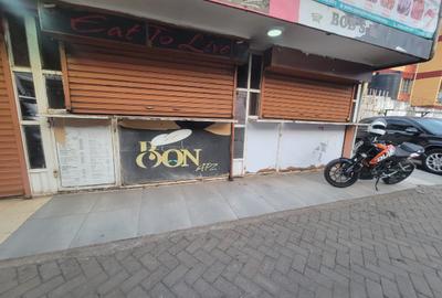 Shop with Parking in Parklands