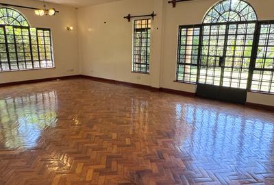 5 Bed House with En Suite in Kitisuru - 4