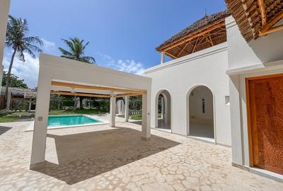 3 Bed Villa with En Suite at Watamu - 4