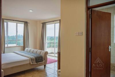 4 Bed Apartment with En Suite at 6Th Parklands