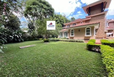 4 Bed Townhouse with En Suite in Kitisuru