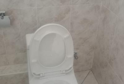 2 Bed Apartment with En Suite in Westlands Area