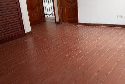 5 Bed Townhouse with En Suite at Parklands - 4