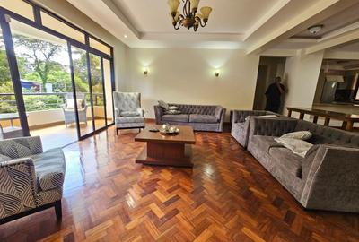 Furnished 3 Bed Apartment with En Suite in Riverside