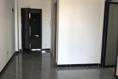 Serviced 2 Bed Apartment with En Suite at Chania Avenue - 4