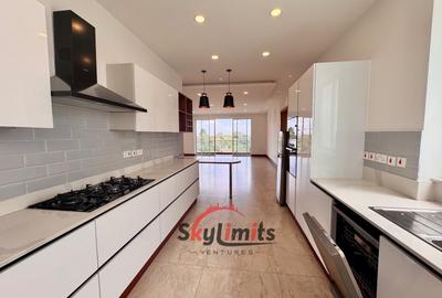 3 Bed Apartment with En Suite in Parklands - 3