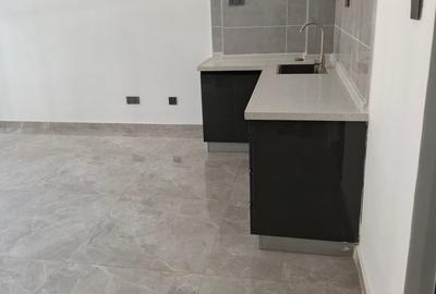 1 Bed Apartment with En Suite at Lavington