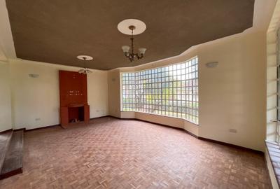 4 Bed House with En Suite in Karen - 2