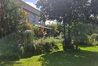 4 Bed Townhouse with En Suite at Off Glory Rd - 4