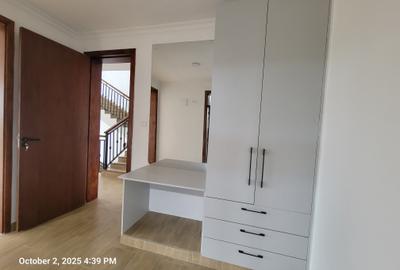 4 Bed Villa with En Suite at Mugutha - 4