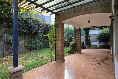 5 Bed Townhouse with En Suite at Lavington Mall - 2